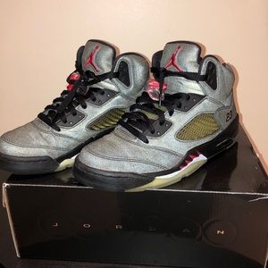 Jordan Retro 1’s DMP Raging Bull 3M | 8.5 Men/10 W